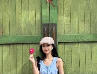 尤果网 – 金子熙的居家风格，赋予每张写真图片一种独特的生活气息.txt