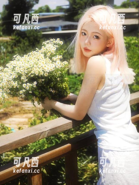 尤果网 - 飞Angelababy花嫁：在这里，欣赏她精美图库中的摄影写真与艺术灵感.txt