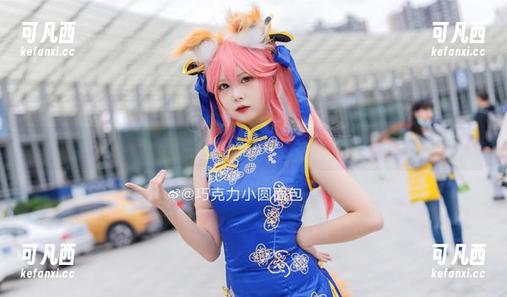 独特风格大公开：巧克力小圆面包的豹纹写真高清图片分享.txt