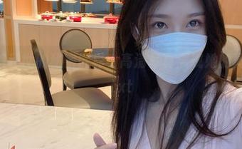 走进抖娘利世的秘密世界，高清写真展现她的真实魅力.txt