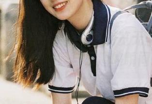 星颜社 – 与恩一学姐一起游览无圣光写真合集，享受温暖与乐趣的瞬间.txt