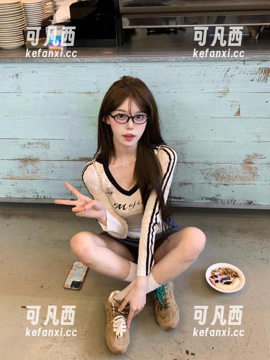 星颜社-星冉 星颜社 - 星冉美腿图集:穿越时空的优雅,展现美腿的完美合集.txt