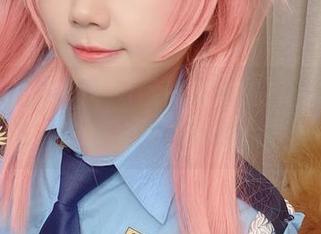 下载“是本末末瑜伽”写真集，让你的生活多一点艺术气息与灵动！.txt