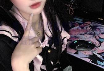 果团网 – 莫雅琪夏日私拍写真，清凉一夏，闪耀青春的每一刻！.txt