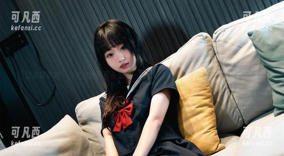 “柒柒要乖哦”自信自拍原图合集——她的美丽瞬间，等待你的探索与欣赏.txt