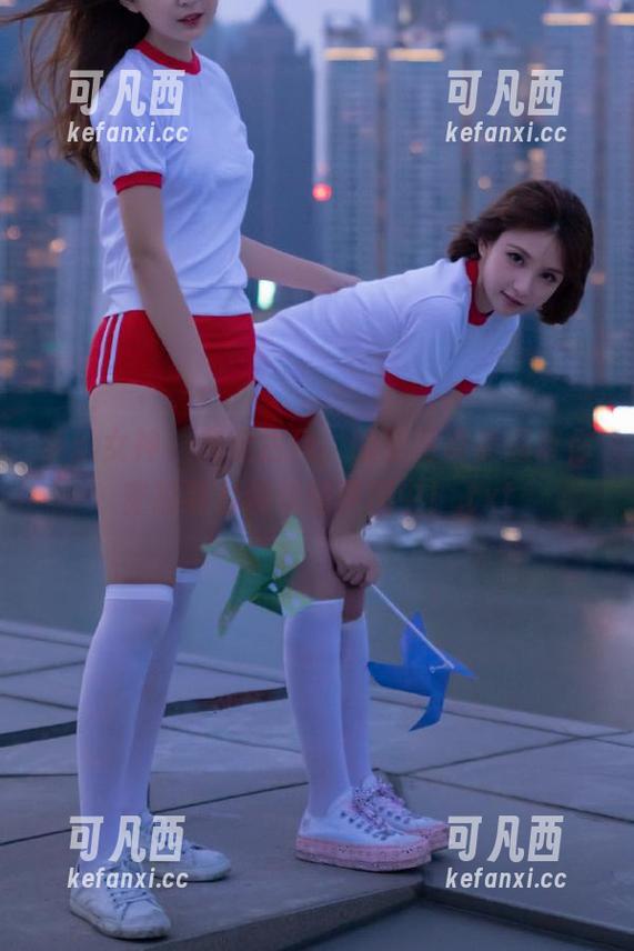 梦丝女神 - 高定古风，晓晓写真美图带你穿越到古装戏的梦境中！.txt