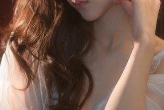梦丝女神 – 融入自然的香萱学妹：唯美写真合集，尽显清新气息.txt