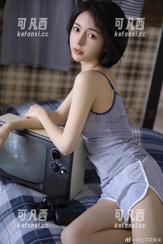 森萝财团 - 小夜的内部探秘：月下08精美写真免费图册下载.txt