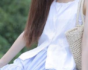 森萝财团 – 安利小满御姐，她的福利图片绝对不容错过！.txt