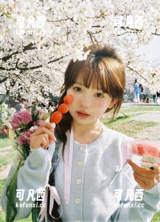 森萝财团 - 甜米JK私房写真合集：与你共享那些美好的瞬间.txt