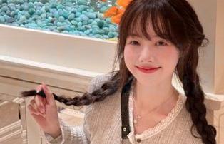 森萝财团 – 绝美黑丝私房作品，默陌用心为你展现完美姿态！.txt
