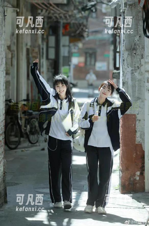 森萝财团发布高清套图，内部童颜巨乳的绝美风情尽在其中.txt