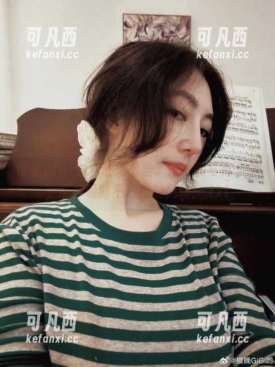 樱晚gigi女友系列出差了？全套写真下载，带你领略不一样的风情！.txt
