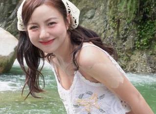 免费欣赏洛丽塔大哥的水手服图册，感受青春的无限可能与美丽！.txt