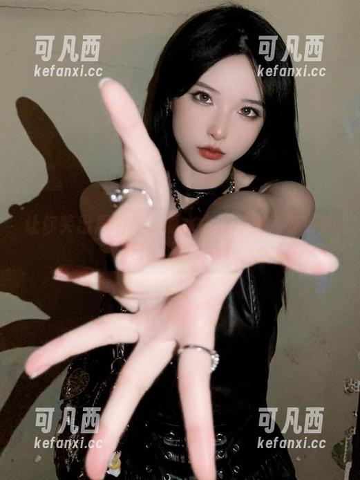 让你笑出声的最新清水由乃写真：妹妹的日常趣事.txt