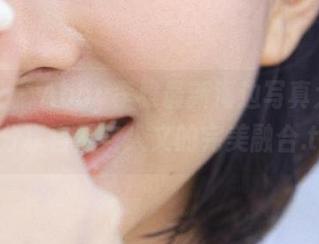 爱蜜社 – Abby李雅最新海边写真大公开，分享自然与人文的完美融合.txt