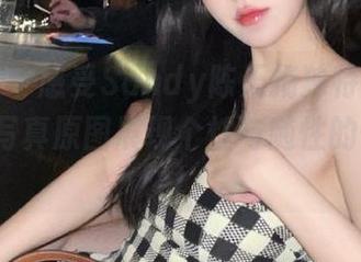 爱蜜社 – 感受Sandy陈天扬独特魅力，牛仔裤写真原图展现个性与随性的碰撞.txt