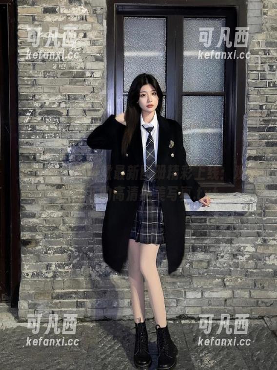 爱蜜社 - 泥鳅鳅最新图册精彩上线：观看灰丝下的高清绝美写真.txt