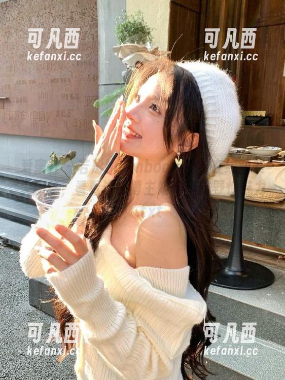 爱蜜社 - 若彤boomboom豹纹在线图集大揭秘，看看这位博主如何玩转野性魅力！.txt