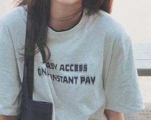 微密圈 – 谁说校服不能美丽？琳铛铛的图集让你刷新认知！.txt