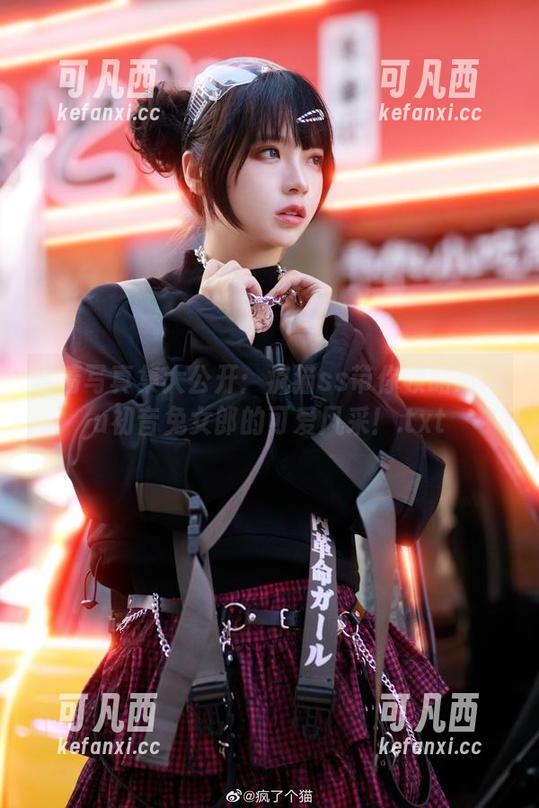 高清写真集大公开：疯猫ss带你领略Miku初音兔女郎的可爱风采！.txt
