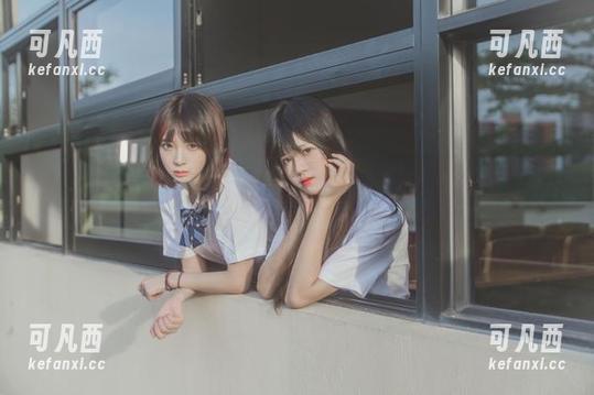 疯猫ss最新写真发布，分享丝袜狂想曲（光）背后的故事与创作过程.txt