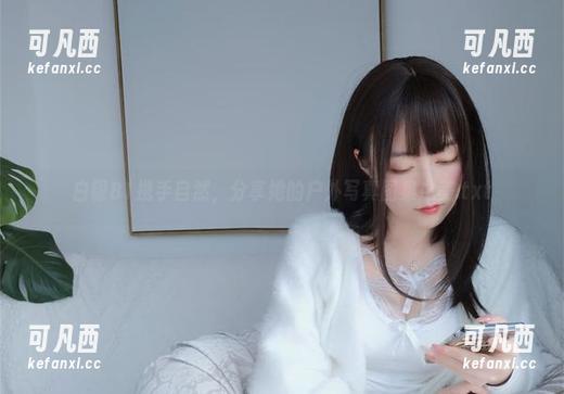白银81携手自然，分享她的户外写真图集之美.txt