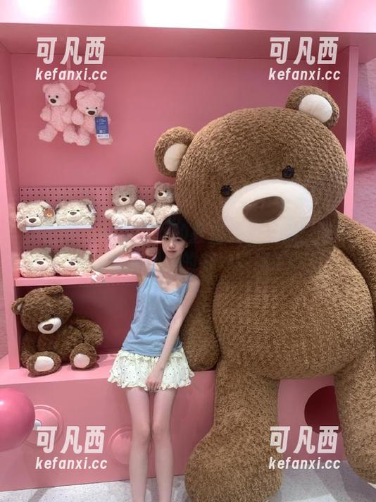 微密圈 - 白龙猫女的教室美图合集：当学习与美丽相遇的奇妙瞬间.txt