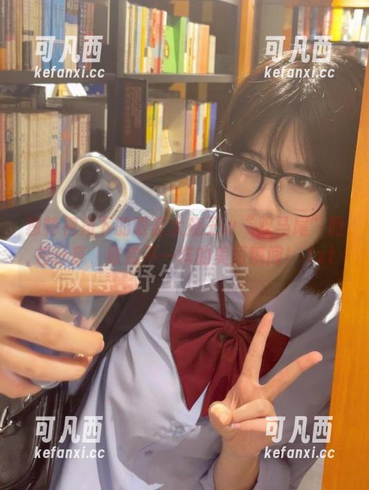 独特视角下的眼酱大魔王w“双马尾”图包分享，欣赏不一样的美丽瞬间！.txt