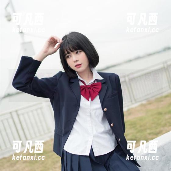 眼酱大魔王w办公室写真在线图集，尽显职场女性的风采！.txt