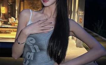 秀人网 – 白裙轻舞，MODEL伊若私房写真合集带你领略仙女气质.txt
