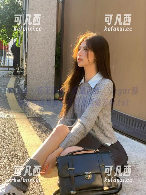 秀人网 - 在无圣光中绽放自我，Sugar糖酒酒短裤写真图集尽显风情万种.txt