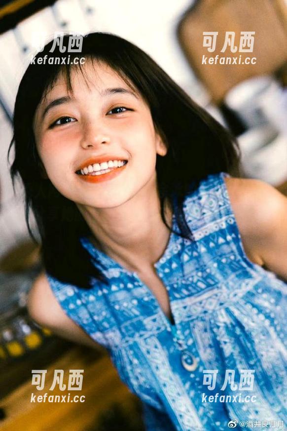 秀人网 - 跟随sophie余冰的脚步：在图库分享她的女仆写真，感受不一样的可爱风情！.txt