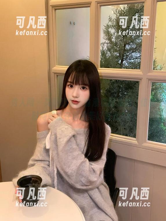 秀人网 - 美图欣赏：俞漫校园私拍，仿佛时间静止在那段美好时光.txt