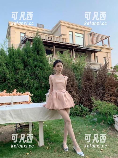 秀人网 - 小肉肉咪倾情演绎：不可错过的写真套图《死库水》盛宴.txt