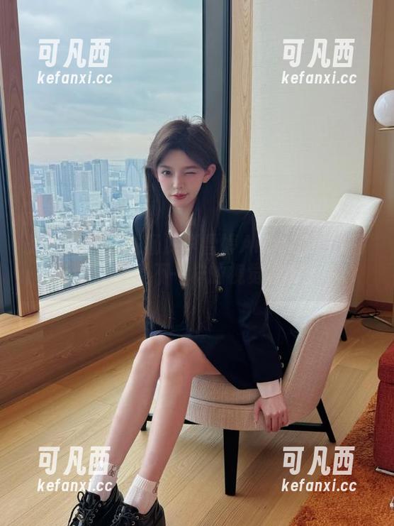 秀人网 - 在线畅游李雪婷Anna的御姐高清写真，感受不一样的视觉盛宴！.txt