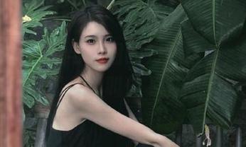 秀人网 – 白丝与美图的完美结合，江真真向你展示了什么叫做‘时尚’！.txt