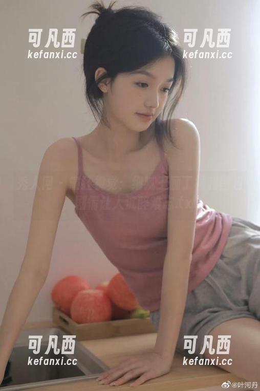 秀人网 - 癫狂视觉：细腻王俪丁福利图包，剧情让人沉醉难忘.txt