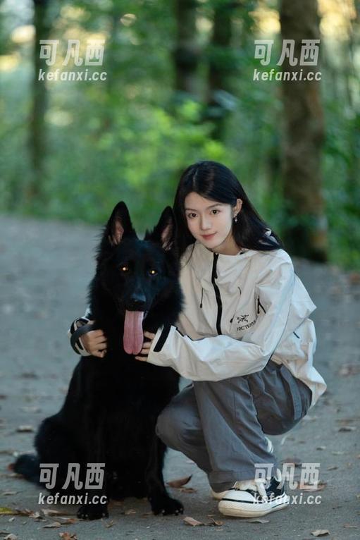 秀人网 - 章芃芃女孩美图集：精美图包，展现生活中的点滴美好瞬间.txt