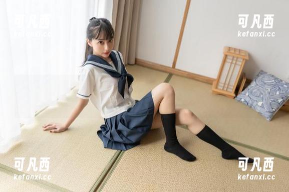 秀人网 - 感受糯美子的魅力：无圣光清纯双马尾美图，演绎都市青春的浪漫.txt