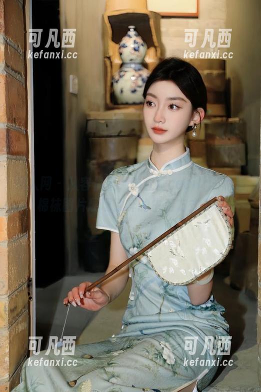 秀人网 - 从容优雅，陆萱萱cecillia私拍棉袜图片展现别样的生活方式.txt