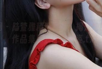 秀人网 – 陆萱雅精选写真：揭开她的秘密，作品集尽显优雅风姿.txt