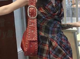 糖果画报 – 精彩私房比基尼合集：谢芷馨Sindy教你如何展现自信与魅力.txt