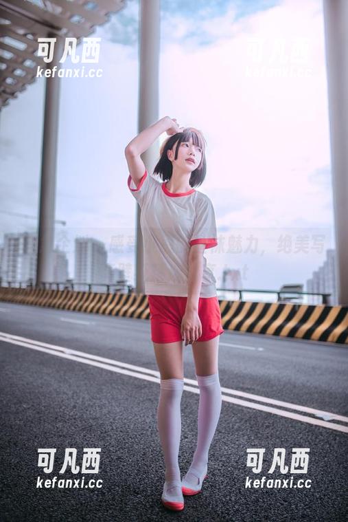 紧急企划 - 感受小恩的丝袜魅力，绝美写真壁纸精选分享.txt