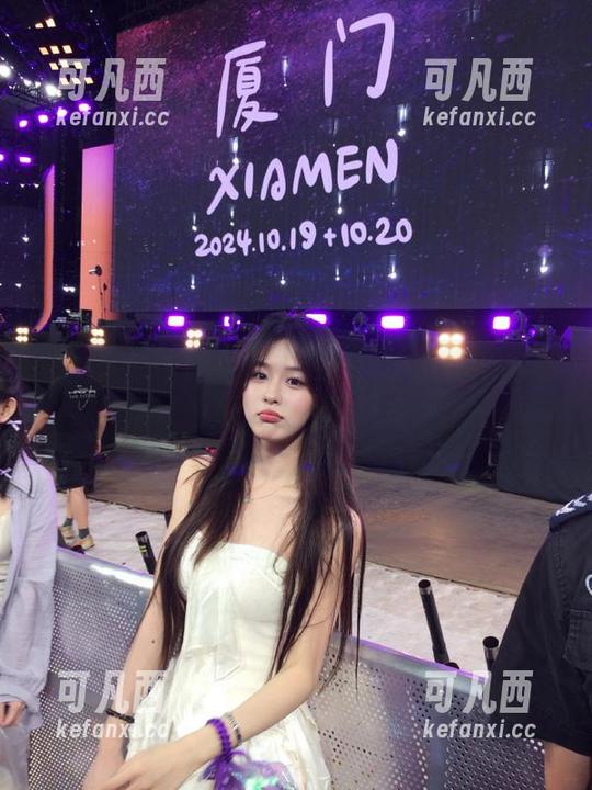 紧急企划 - 绝美写真更新：小枫花嫁主题展现时光里的浪漫风景.txt