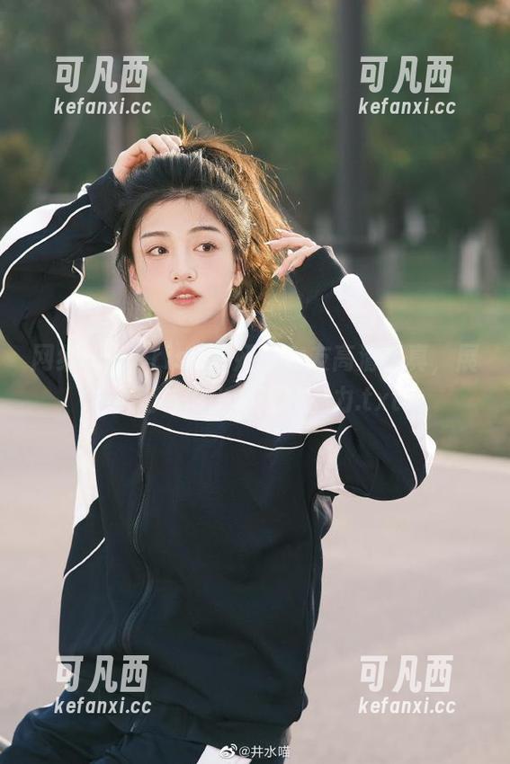 网红馆 - Cris_卓娅祺女友高清写真，展现无与伦比的青春魅力.txt