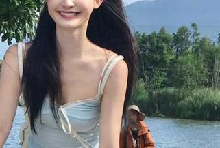 微密圈 – 羊小雪juvia全集大融合，5月舰长可爱写真下载，让你一天都笑不停！.txt