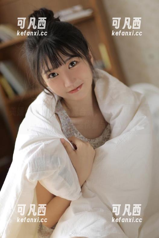 美媛馆 - 职业装写真合集，toro羽住教你如何在职场上尽显优雅与自信.txt