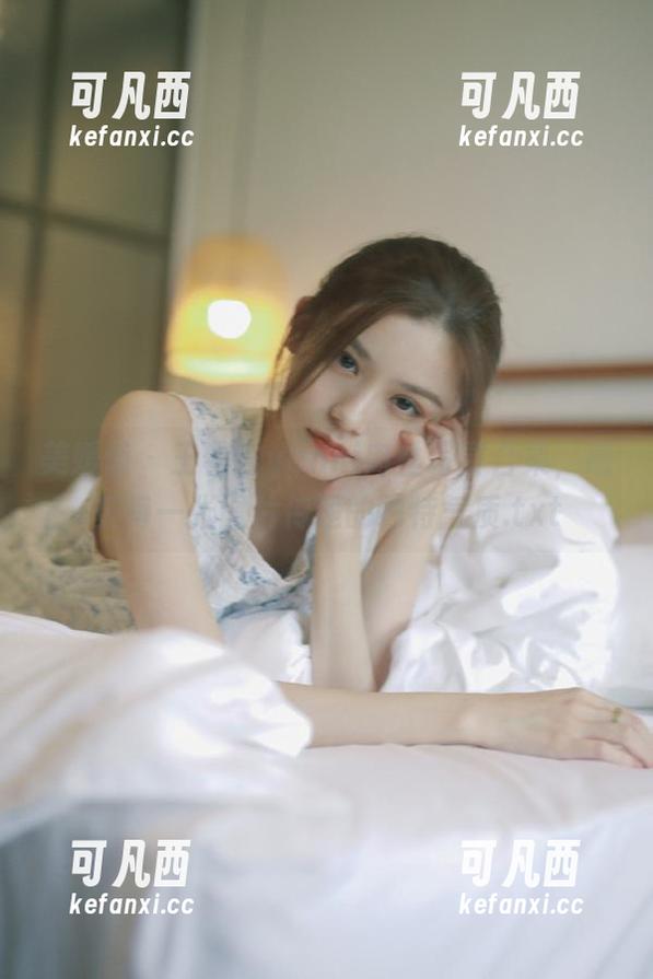 美媛馆 - 王馨瑶yanni肉丝写真合集，感受每一张图片传递的独特气质.txt
