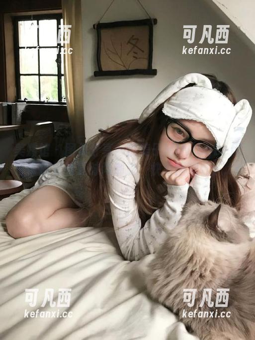 美媛馆 - 图集分享：糯美子MINIbabe用吊带掀起春夏时尚潮流，快来围观吧！.txt